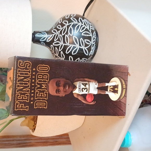 Wyoming Cowboys Fennis Dembo - Picture 1 of 3